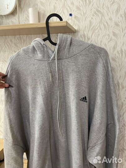 Толстовка adidas