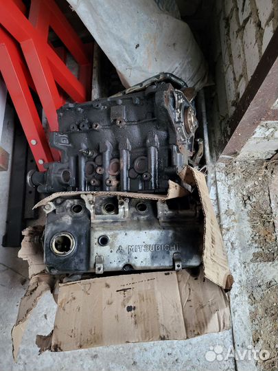 Двигатель на mitsubishi lancer
