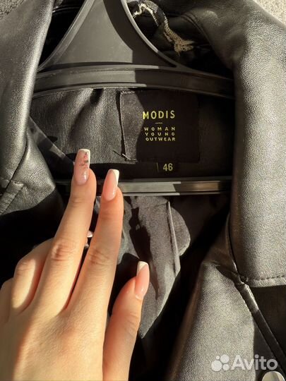 Кожаная куртка косуха женская