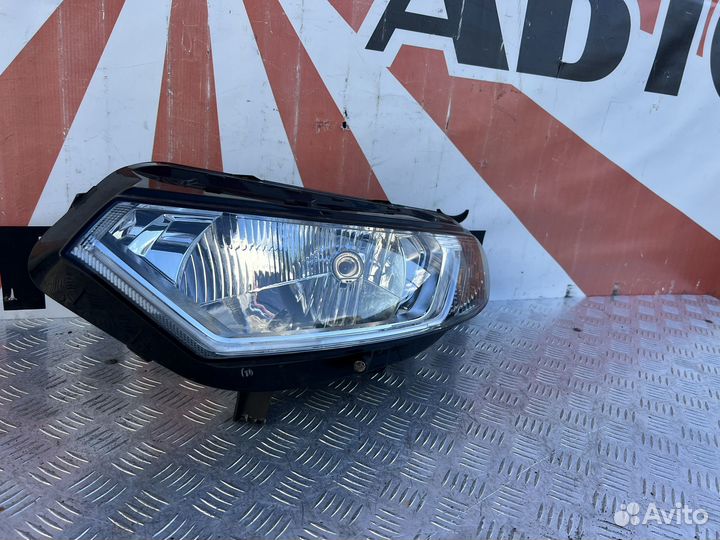 Фара левая галоген Ford EcoSport 1