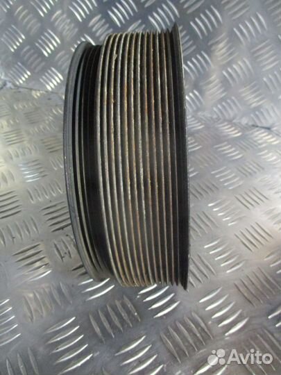 Шкив Iveco 500310634