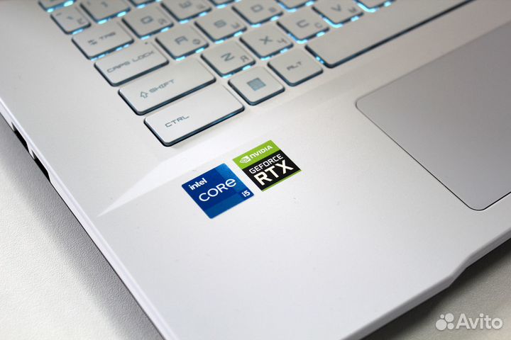 Игровой ноутбук MSI Sword i5(11) /16Gb/RTX/17.3