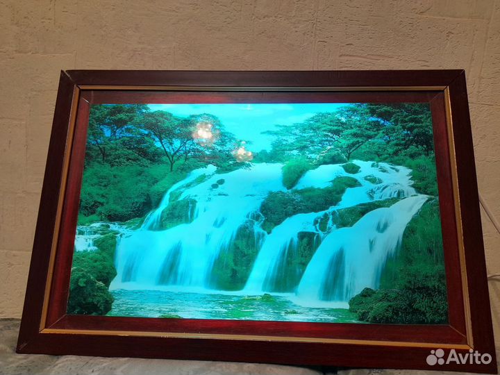 Картина со звуком и светом