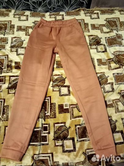 Спортивный костюм женский