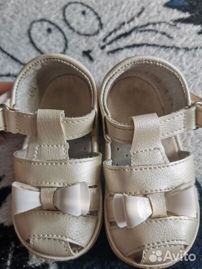 Сандалии для девочки 22 размер