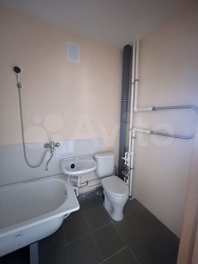 3-к. квартира, 56 м², 2/5 эт.