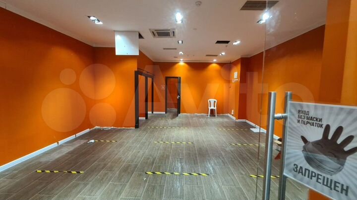 Торговая площадь ТЦ капитолий 90 м2