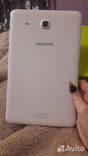 Планшет samsung Galaxy tab e