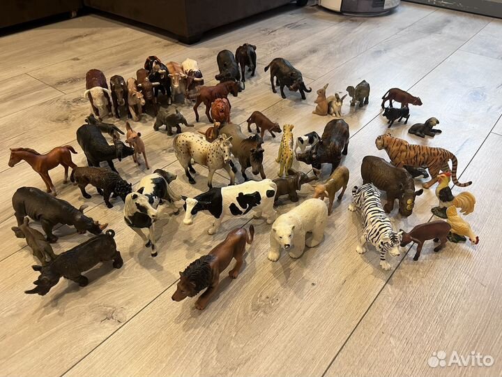 Фигурки mojo и ноунейм хорошие