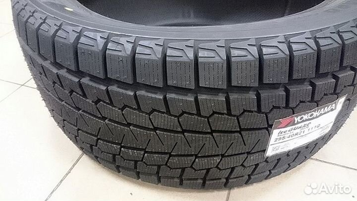 Yokohama Ice Guard G075 235/60 R18 107Q