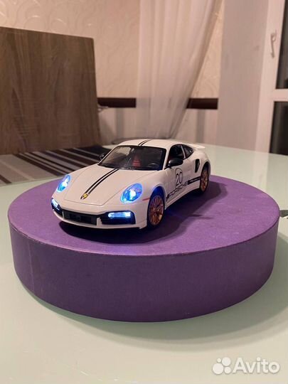 Машинка детская Porsche 911 Turbo S 1:24