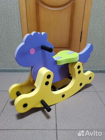 Качалка лошадь