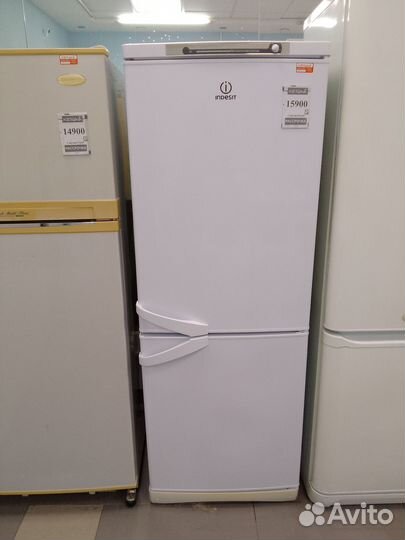 Холодильник бу Indesit в отличном состоянии