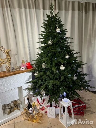Литая елка 210