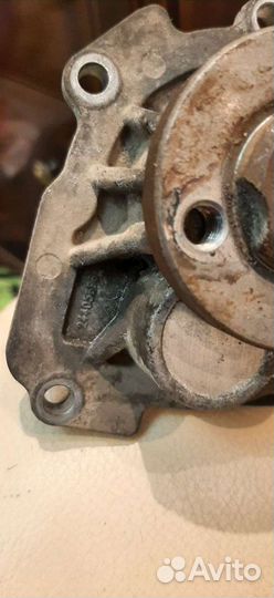 Продам помпу Опель