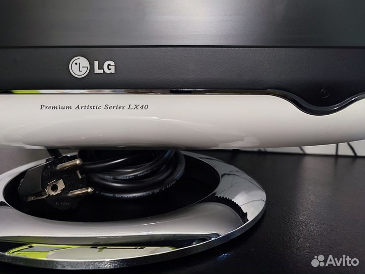 Монитор LG flatron L1740bq