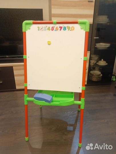 Мольберт детский с большим пеналом Nika