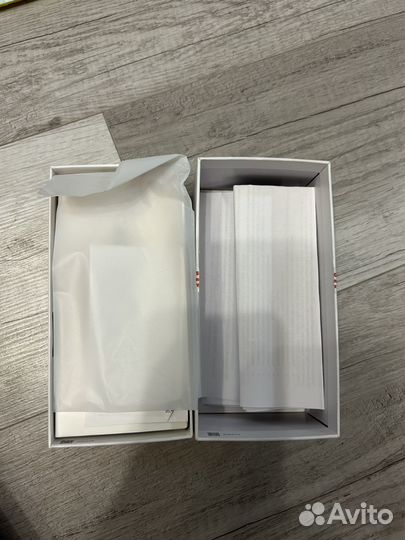 Коробка от телефона Huawei P30 lite