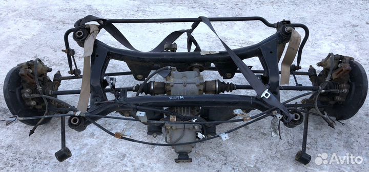 Задний мост (балка) Nissan X-Trail NT30