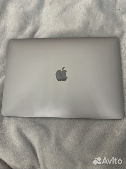 Macbook pro 13 2020 256gb