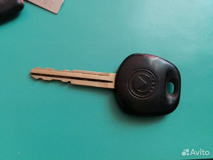 Ключи от авто одним лотом