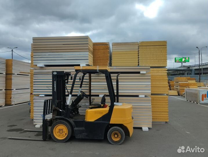 Сэндвич панели бу в наличии на складе