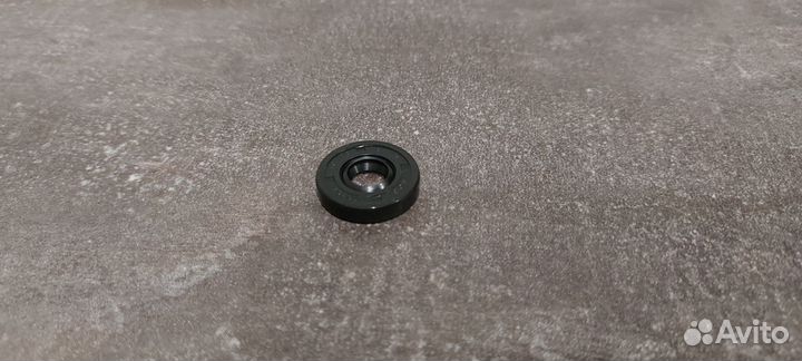 Сальник помпы BRP Outlander 400 / 450 / 420650310