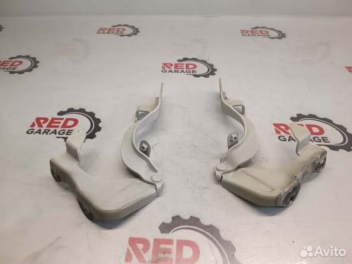 Петля капота Chevrolet Captiva C140 LE5 2011