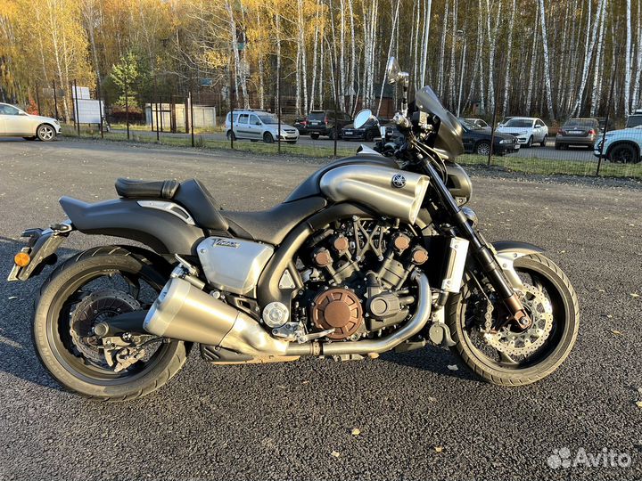 Продам V-MAX 2013