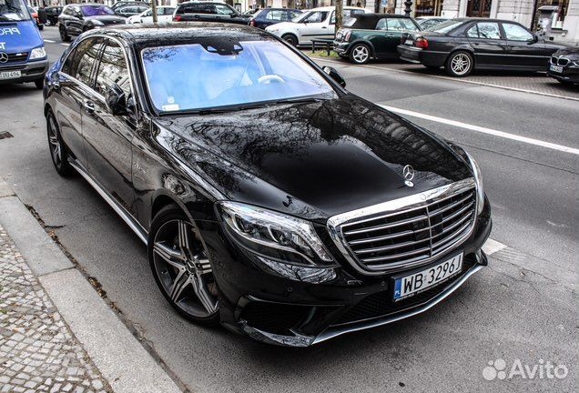 W222 стекло. Что на лобовом стекле у мерседес w222. Мерседес s222 63 amg. W222 стекло. W222 стекло.
