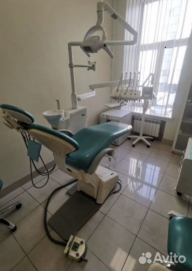 Инжинер по ремонту стоматологических установок