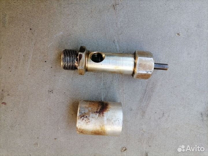 Клапан редукционный масляного насоса для BMW 5 E34