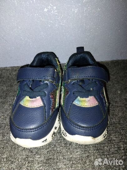 Продам обувь