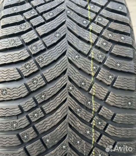 Michelin X-Ice North 4 275/45 R21 110T