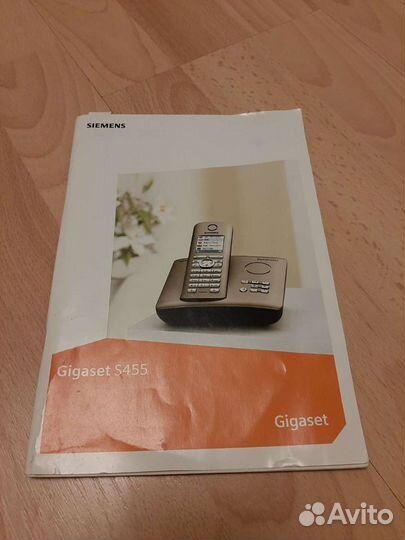 Телефон домашний цветной