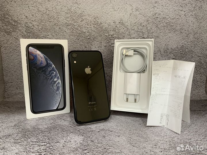 iPhone Xr, 64 ГБ