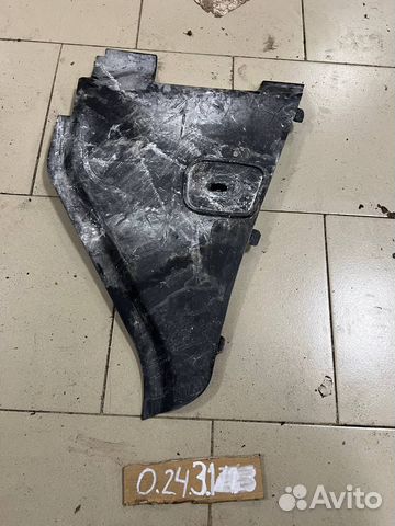 Накладка моторного отсека gle w166