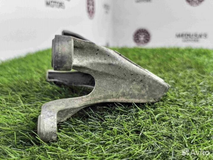 Кронштейн двигателя Bmw 7-Series G11 3.0 diesel