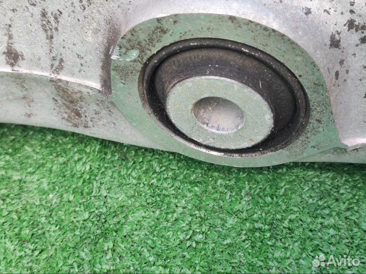 Рычаг передний правый Mercedes-Benz Gle-Class W166