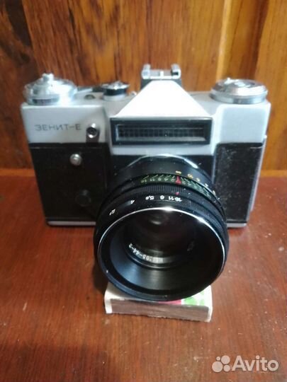 Пленочный фотоаппарат зенит Е