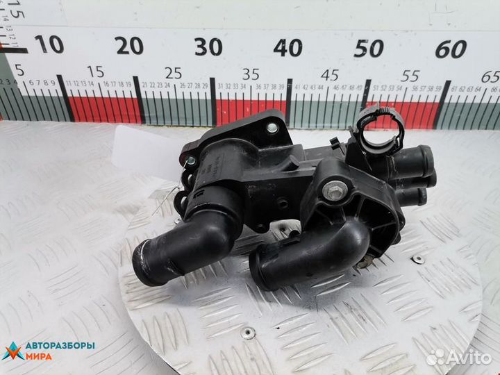 Корпус термостата seat Cordoba 2 2002 032121111BB