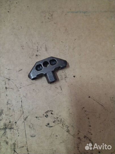 Коромысло клапана (рокер) DAF XF 105 2009 1675249