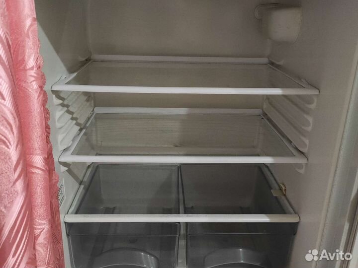 Продам холодильник рабочий