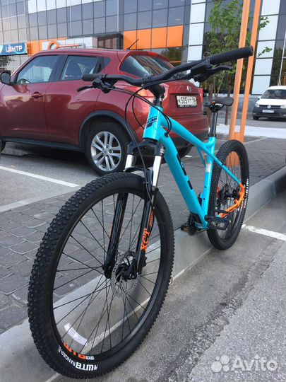 Горный велосипед GT avalanche sport 27.5