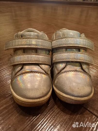 Ботинки демисезонные для девочки 23