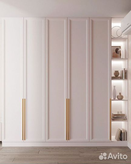 Шкаф встроенный распашной