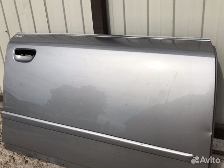 Дверь передняя правая Audi A4 B6 8E 1.9 2003