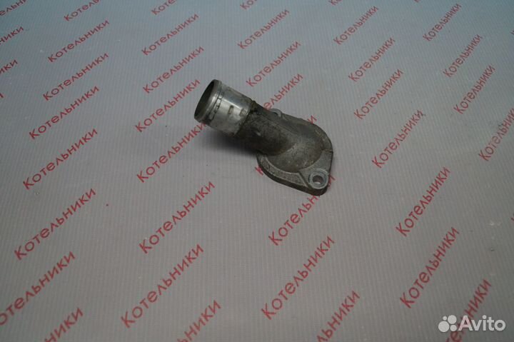 Nissan 13049-6N200 Крышка термостата