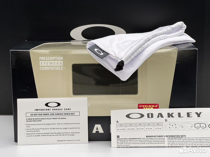 Горнолыжные очки Oakley Flight Path XL Black