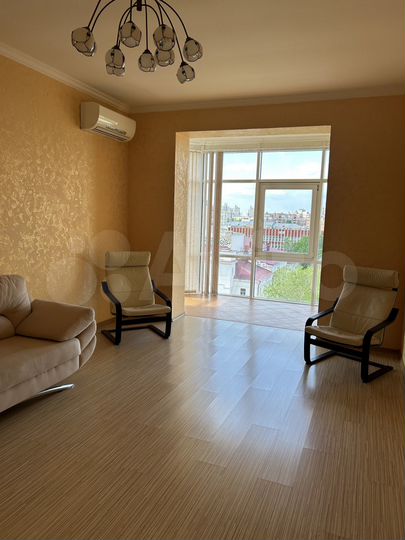 1-к. квартира, 64 м², 7/11 эт.